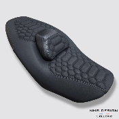 Selle Yamaha T-MAX 560 Modèle Chic Nid d'abeille 4