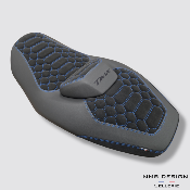 Selle Yamaha T-MAX 560 Modèle Chic Nid d'abeille 1